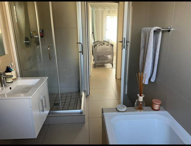2 BEDROOM SECTIONAL TITLE FOR SALE IN LILIANTON